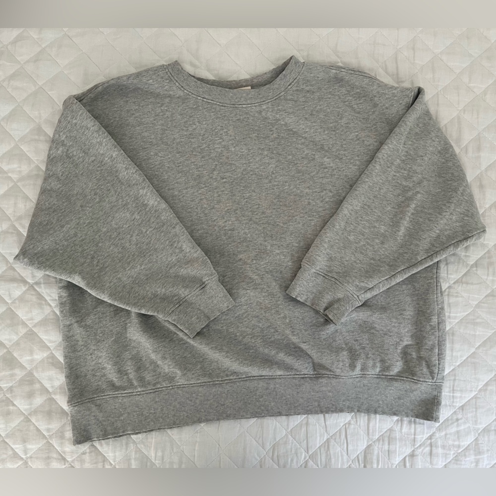 Universal Thread Heather Gray Women's Sweatshirt